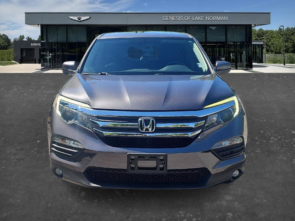 Used 2017 Honda Pilot EX-L image 2