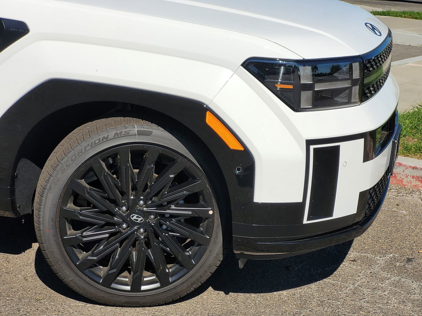 New 2026 Hyundai Santa Fe Calligraphy image 3