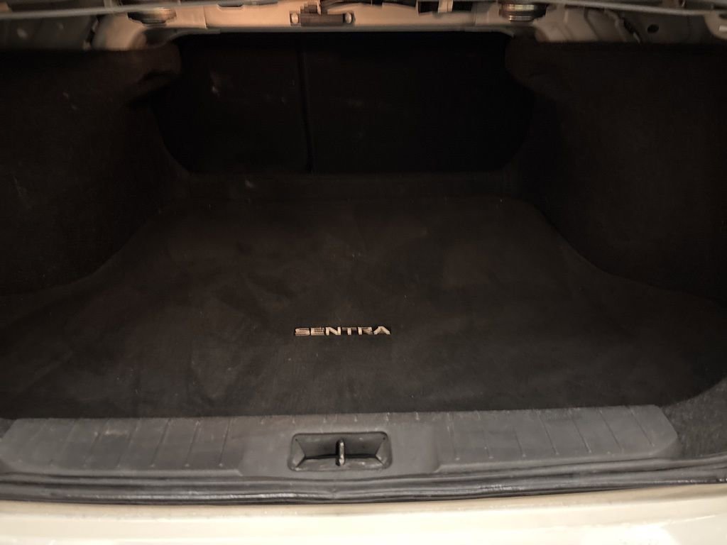 Used 2021 Nissan Sentra SV image 9