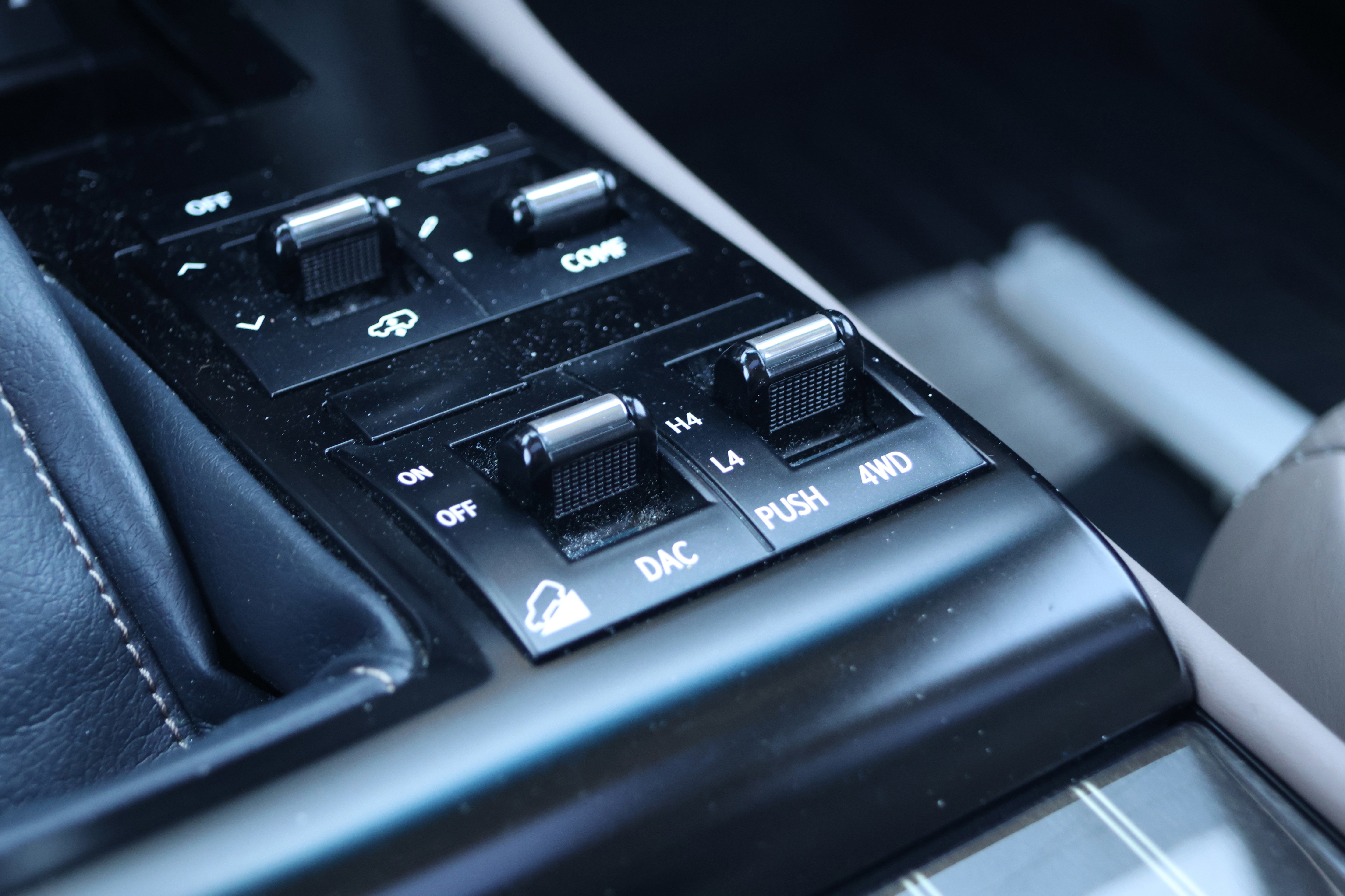 Used 2021 Lexus GX 460 Luxury w/ Accessory Package image 31