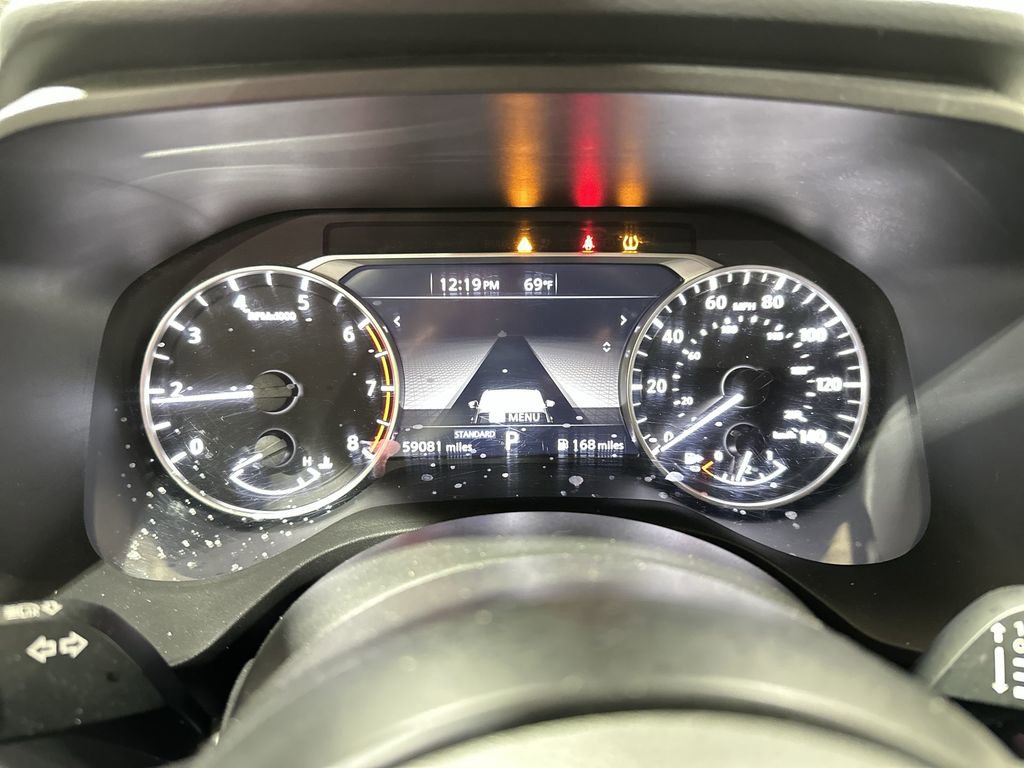 Used 2024 Nissan Rogue SV image 10