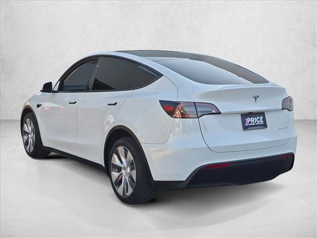 Used 2024 Tesla Model Y Long Range AWD/4WD image 8