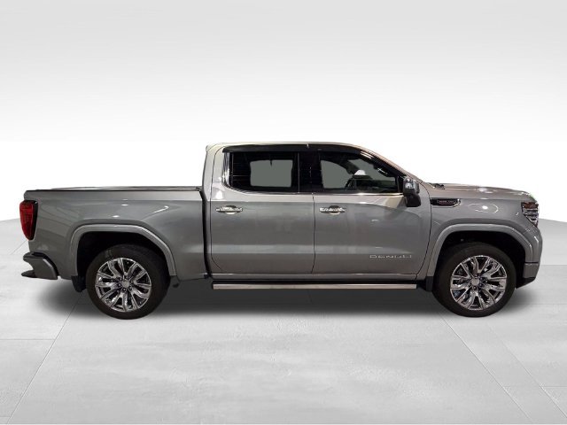 Used 2024 GMC Sierra 1500 Denali AWD/4WD image 4