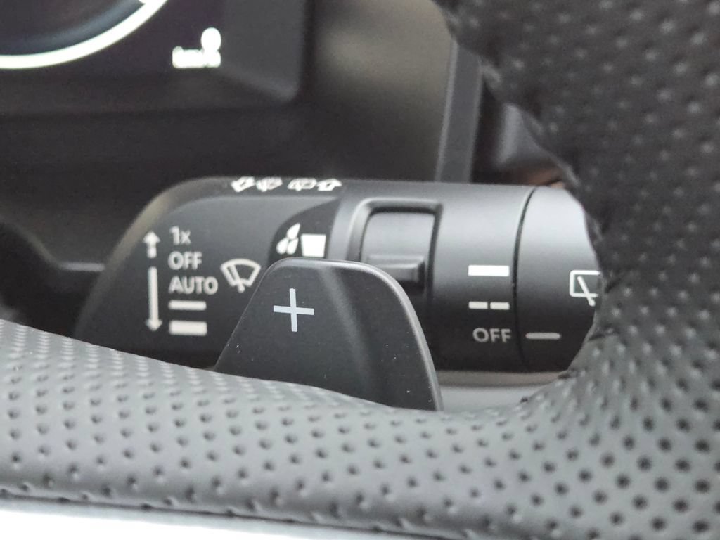 New 2026 Nissan Rogue SL AWD/4WD image 34