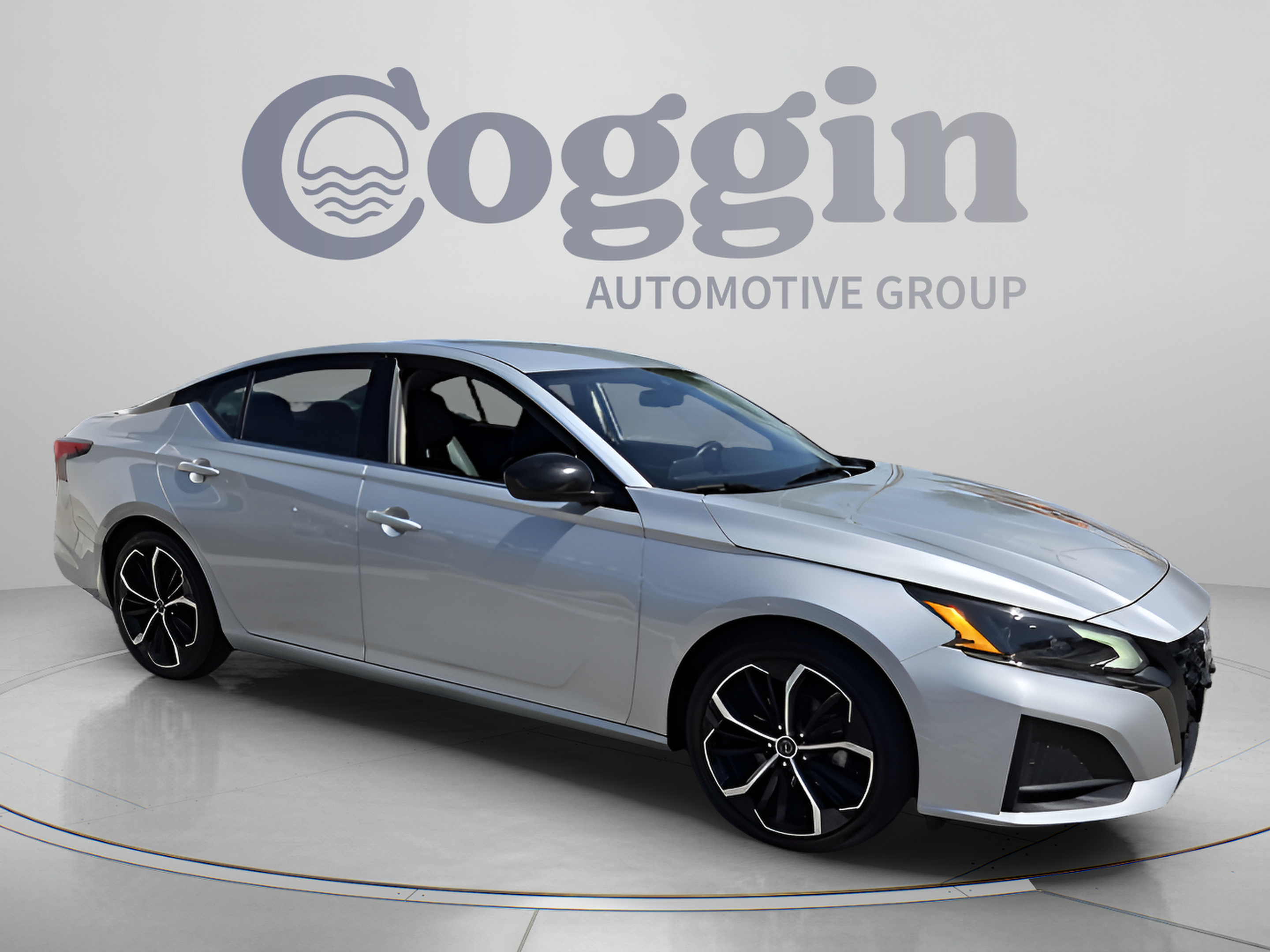 Used 2024 Nissan Altima 2.5 SR FWD image 7
