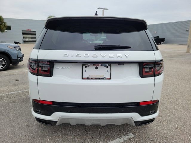 Used 2025 Land Rover Discovery Sport S image 6
