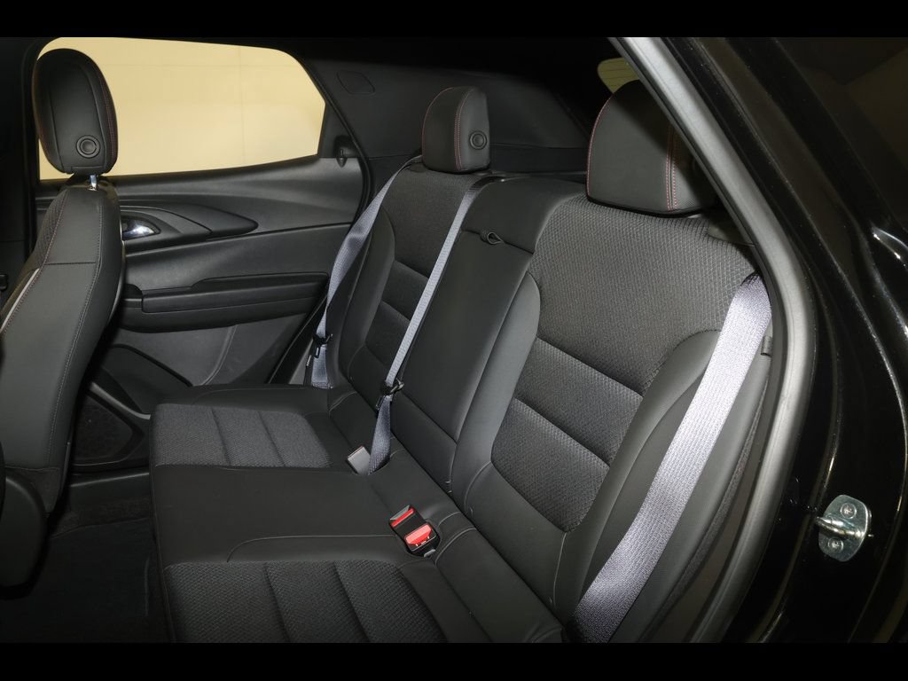 Used 2023 Chevrolet TrailBlazer RS w/ Sun and Liftgate Package AWD/4WD image 30