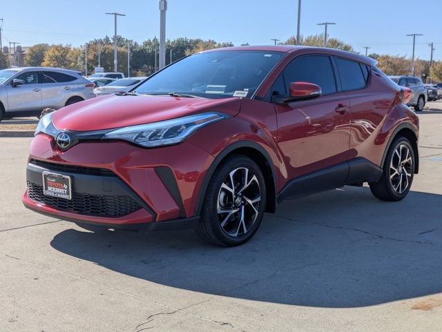 Used 2022 Toyota C-HR XLE image 10