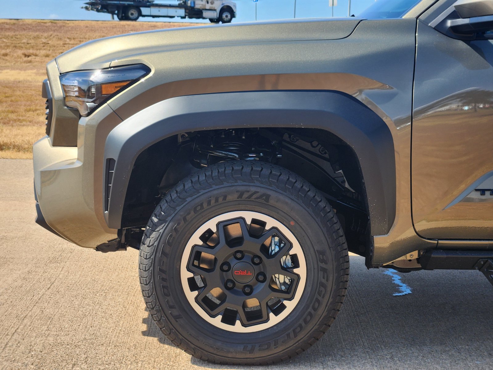 New 2026 Toyota Tacoma TRD Off-Road AWD/4WD image 10