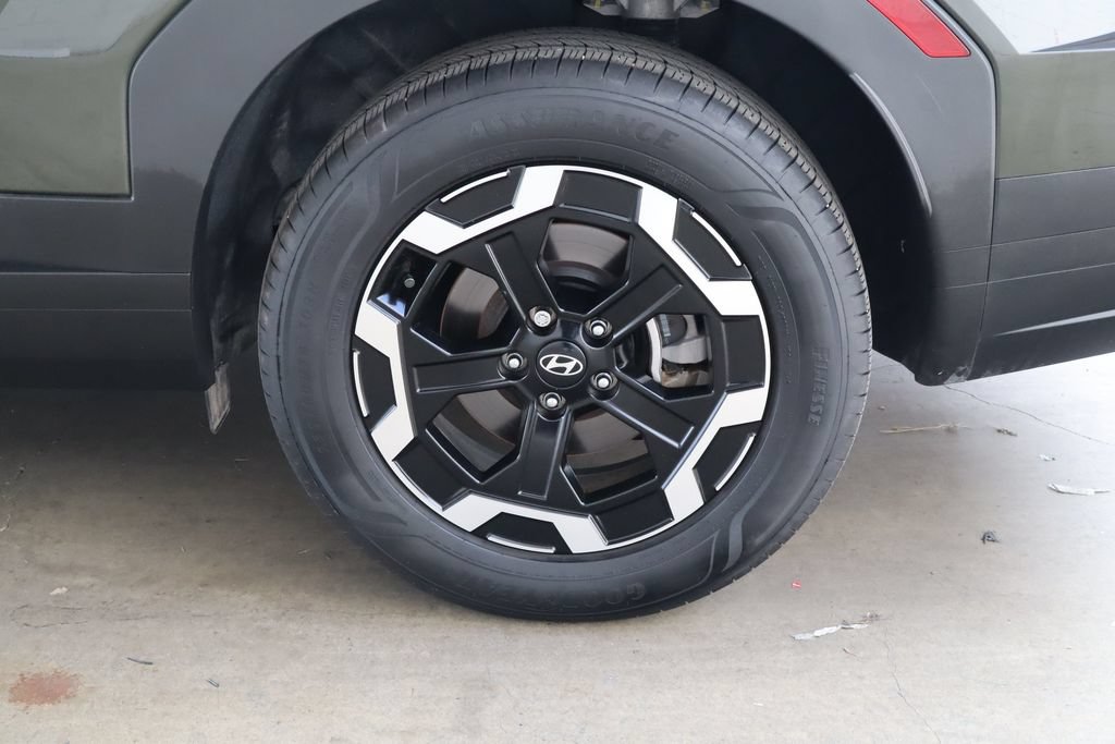 Used 2025 Hyundai Santa Fe SEL FWD image 37