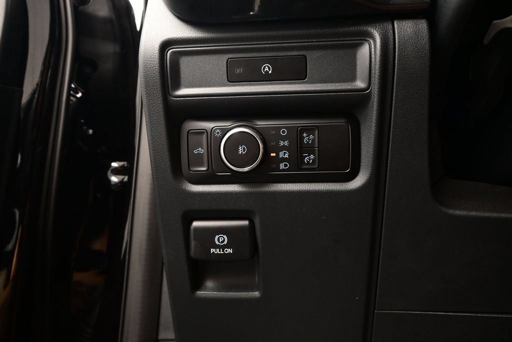 Used 2025 Ford F150 STX w/ Equipment Group 200A RWD image 16
