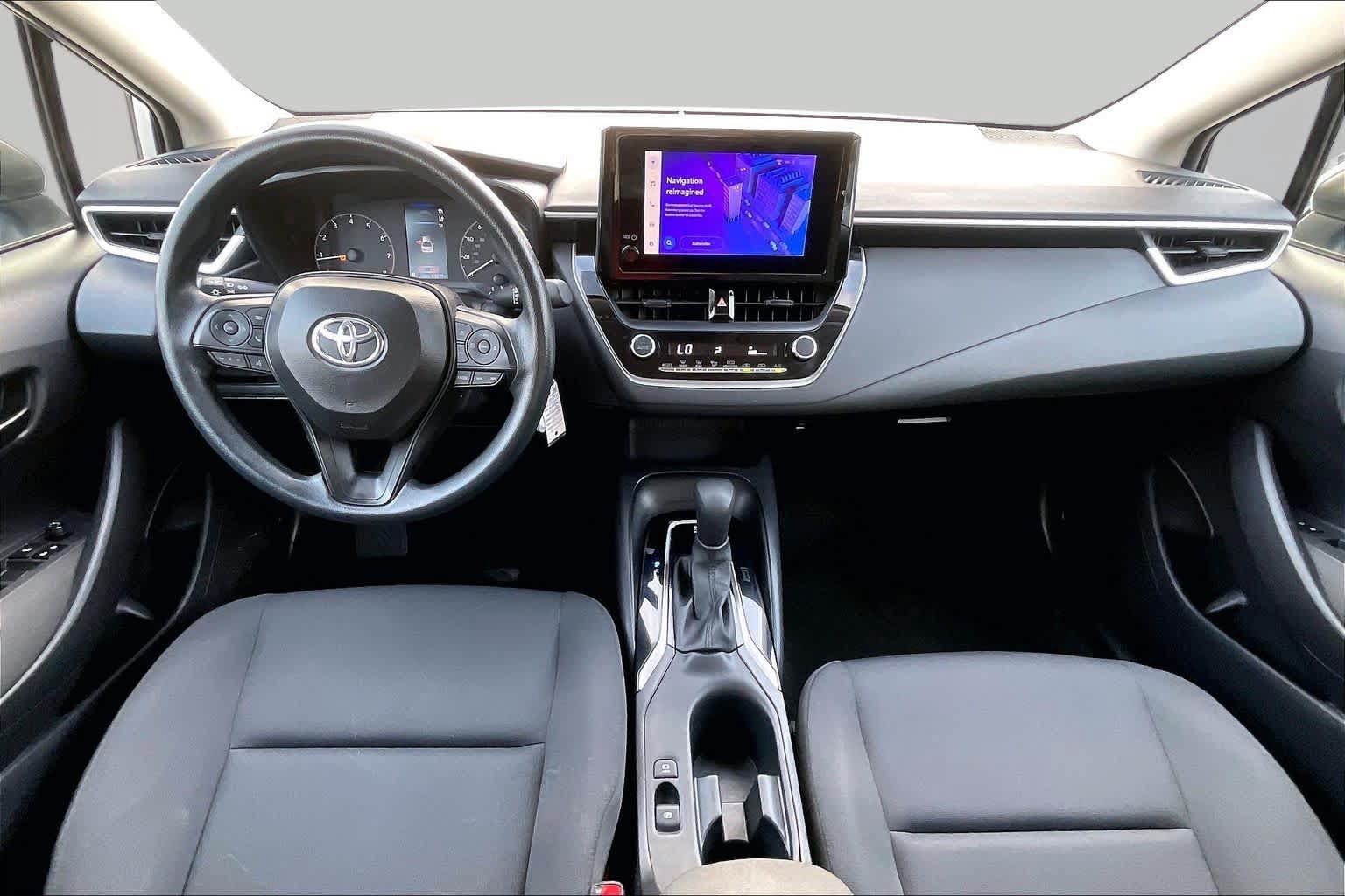 Used 2024 Toyota Corolla LE FWD image 15