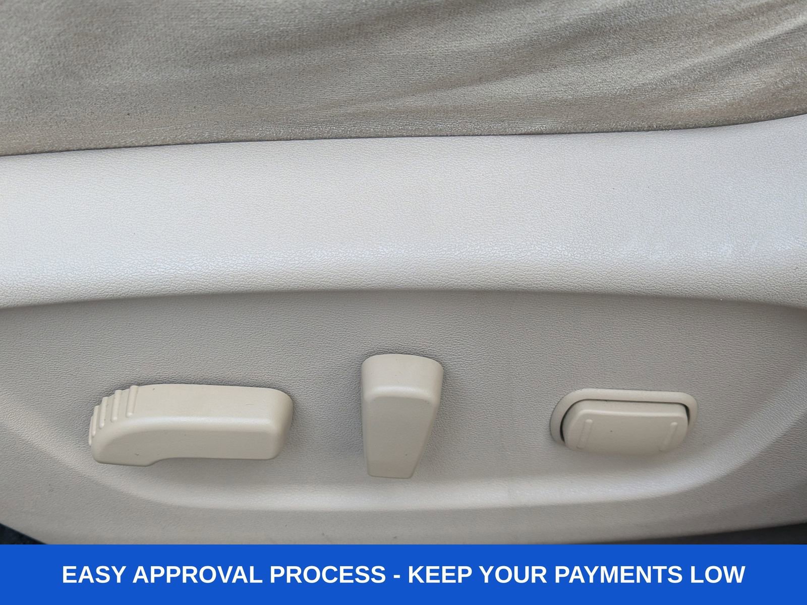 Used 2016 Nissan Rogue SV w/ SV Premium Package image 21