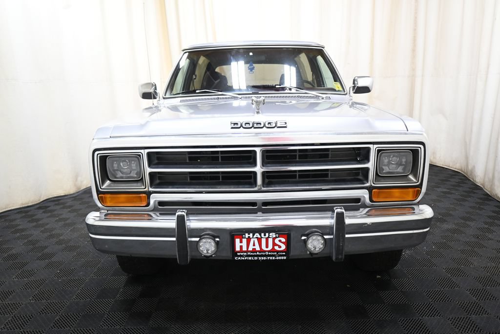 Used 1989 Dodge Ramcharger 4WD image 2