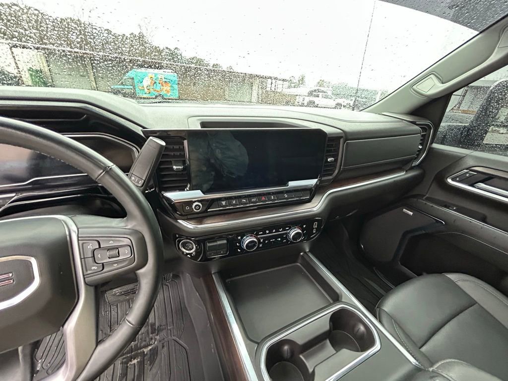 Used 2025 GMC Sierra 2500 SLT w/ SLT Premium Package image 32