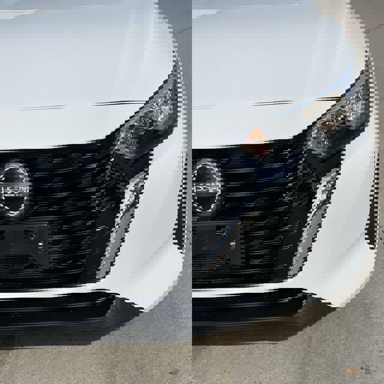 Used 2024 Nissan Sentra SV image 7