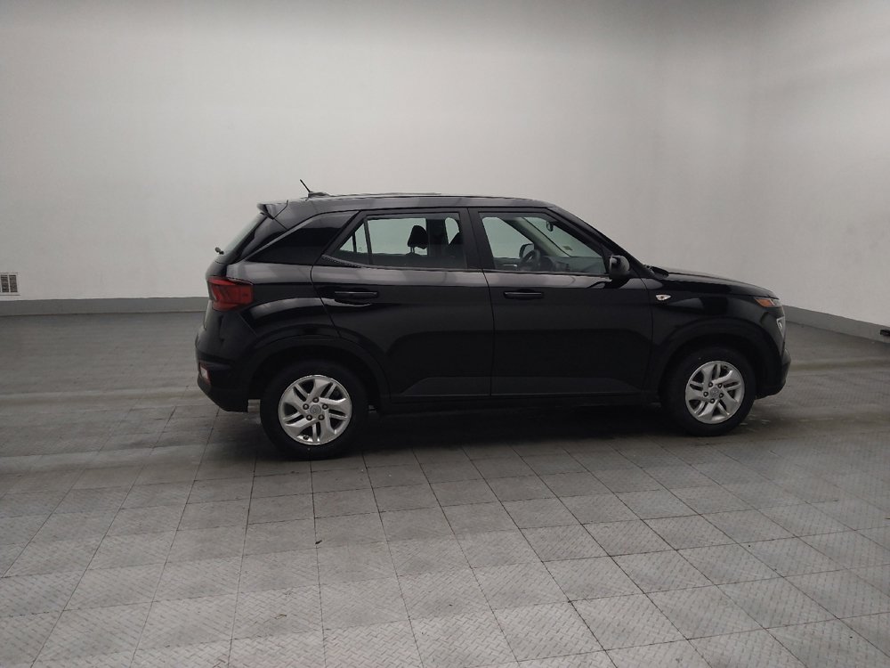 Used 2024 Hyundai Venue SE image 10