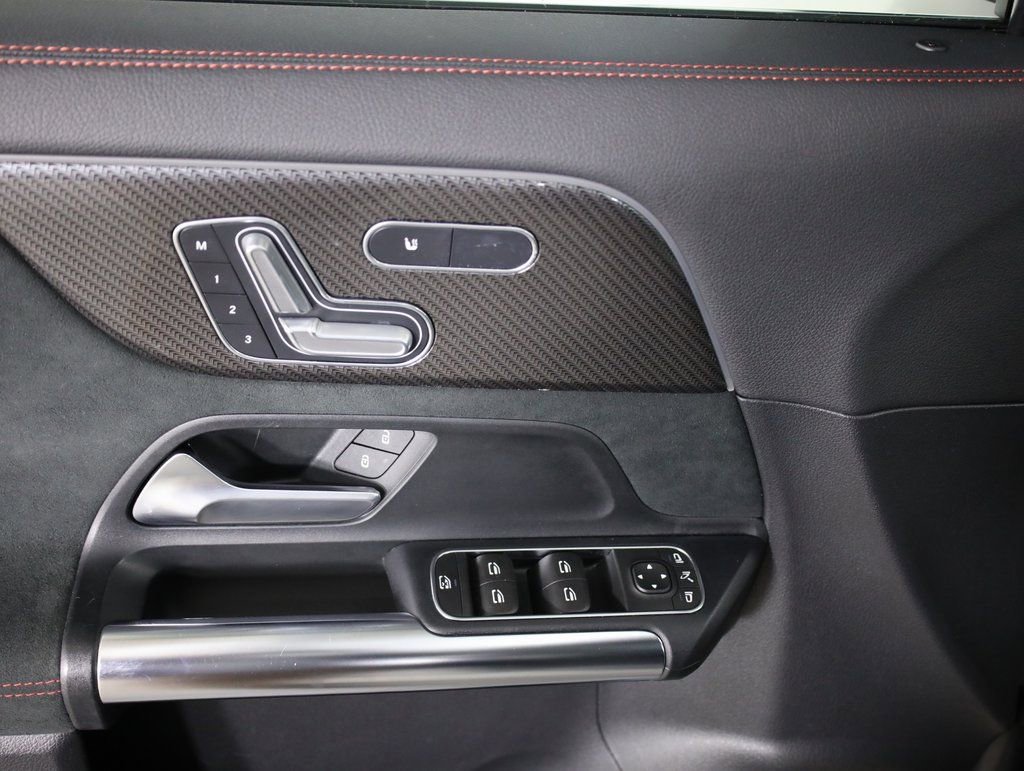 Certified 2022 Mercedes-Benz GLA 250 4MATIC image 10