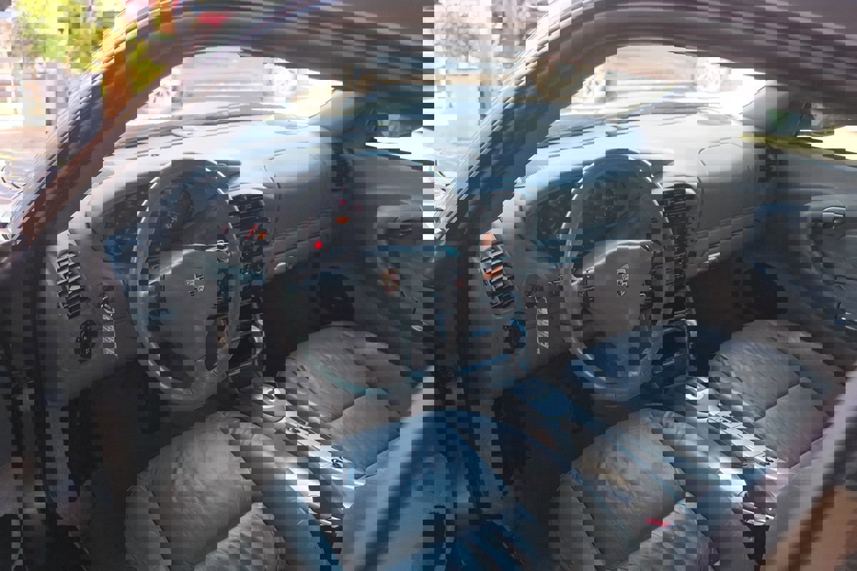 Used 2002 Porsche 911 GT3 RS image 38