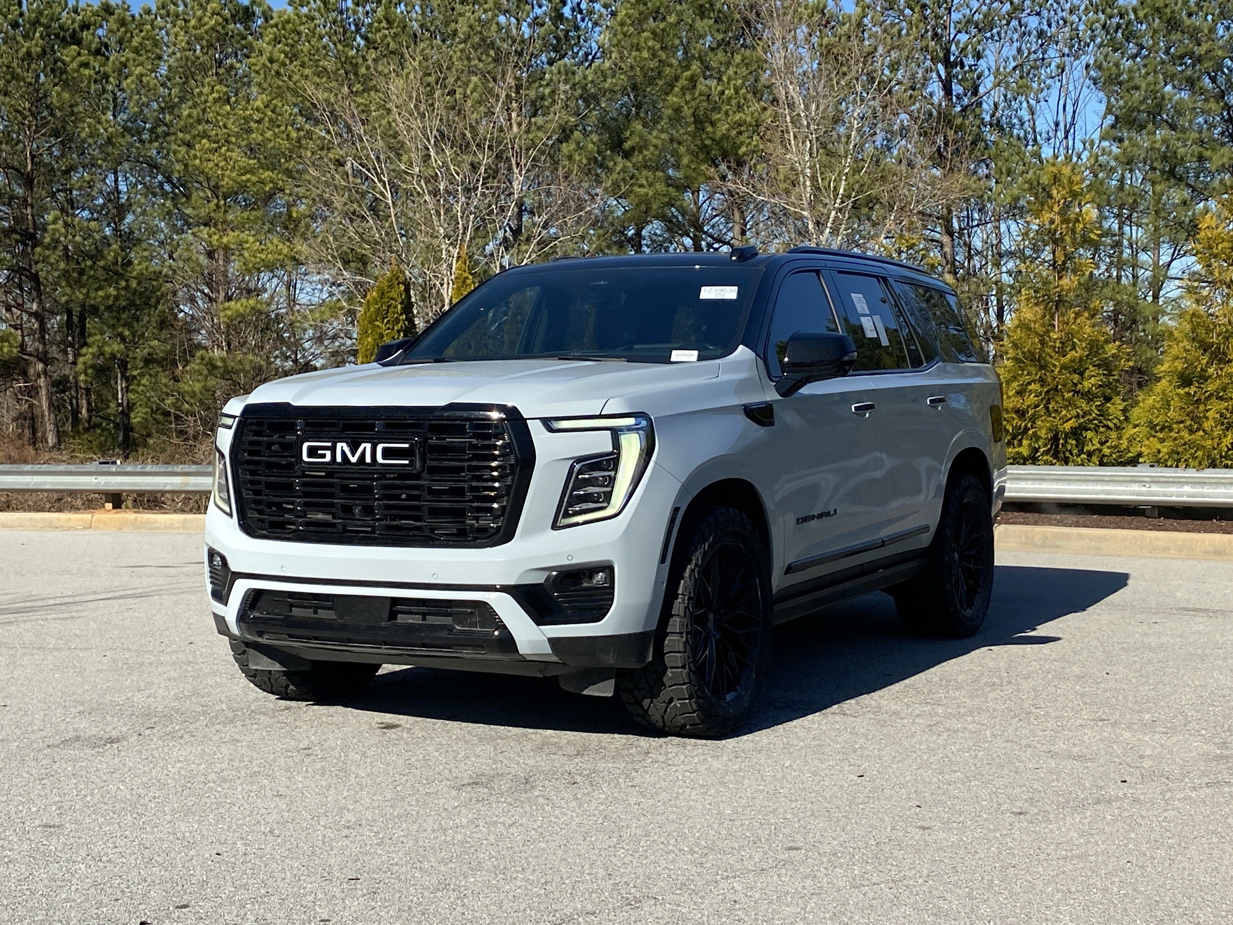 Used 2025 GMC Yukon Denali Ultimate image 13