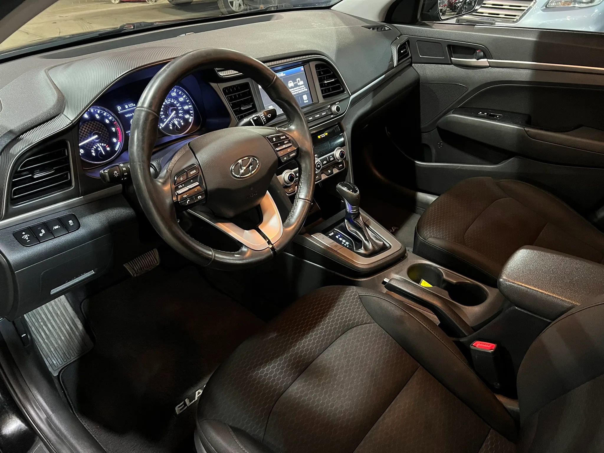 Used 2020 Hyundai Elantra Value Edition w/ Cargo Package (C1) FWD image 9