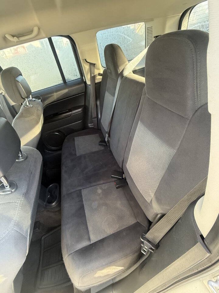 Used 2015 Jeep Patriot Sport w/ Power Value Group AWD/4WD image 8