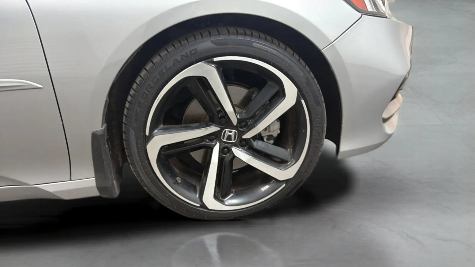Used 2019 Honda Accord Sport image 24