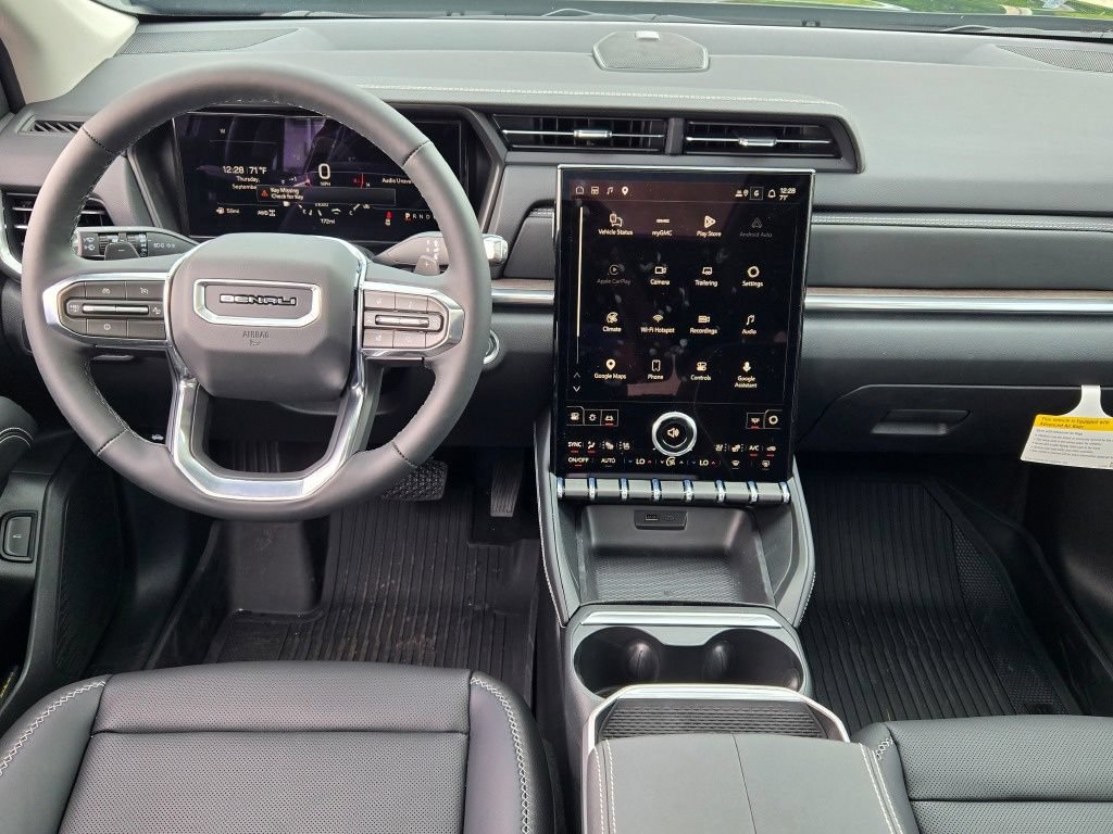 New 2027 GMC Terrain Denali w/ LPO, Floor Liner Package AWD/4WD image 4