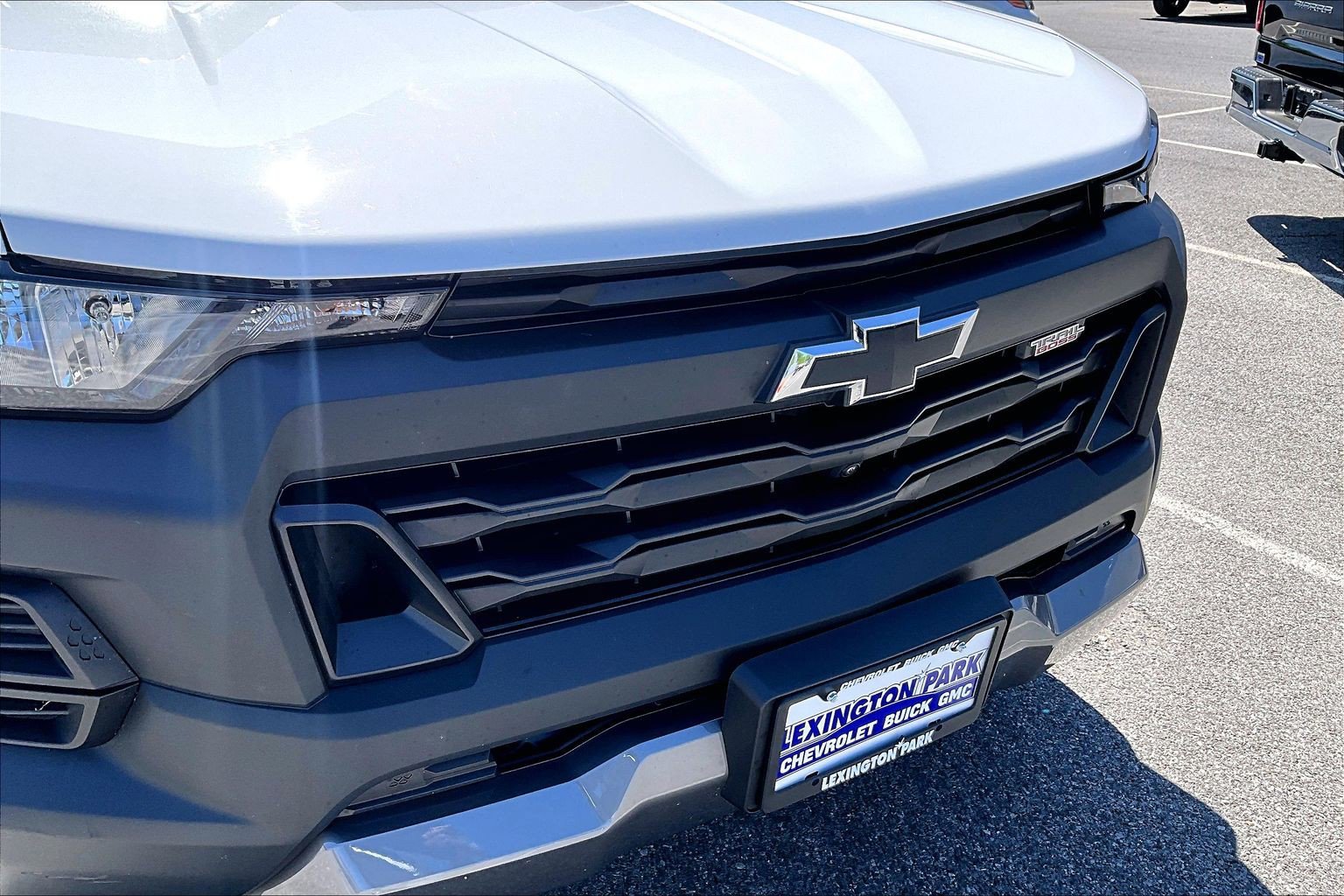 Used 2023 Chevrolet Colorado Trail Boss w/ Technology Package image 32