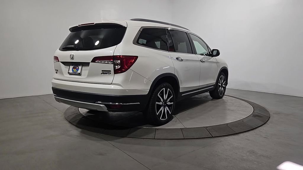 Used 2019 Honda Pilot Touring image 5