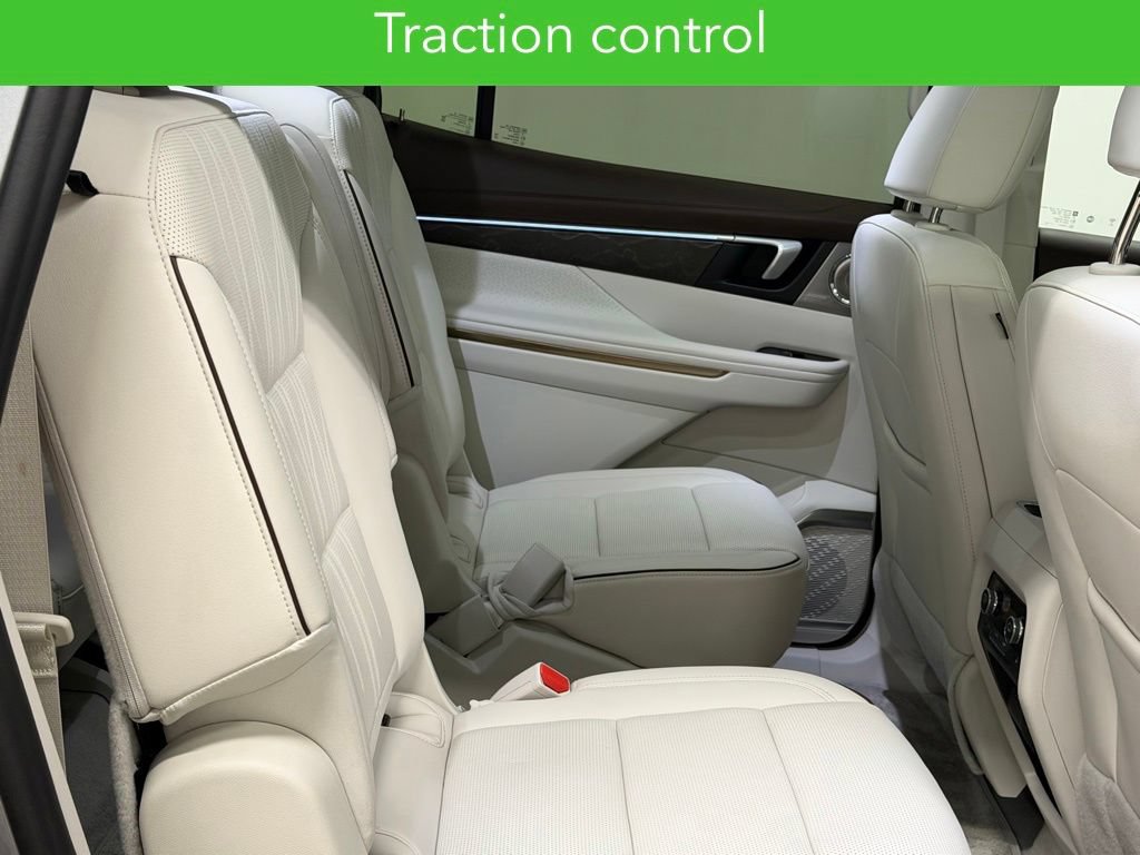 Certified 2025 Buick Enclave Avenir w/ Super Cruise Package FWD image 16