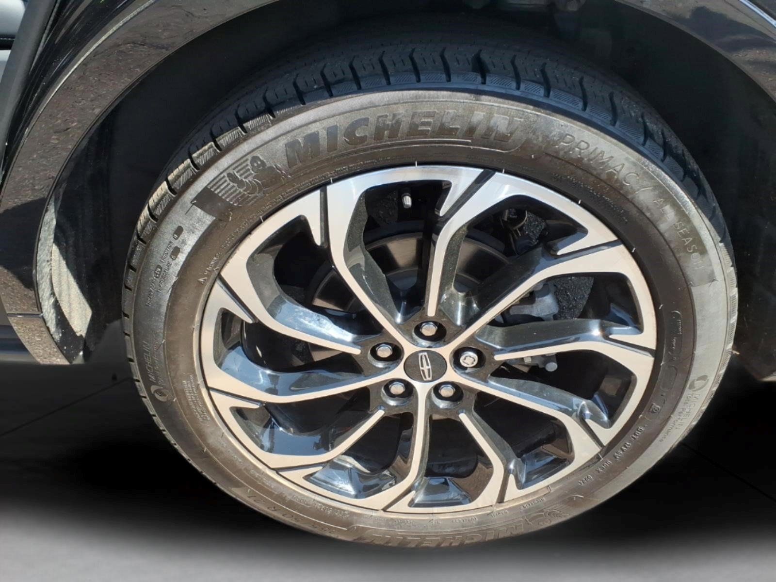 Used 2024 Lincoln Nautilus Reserve w/ Equipment Group 202A AWD/4WD image 16