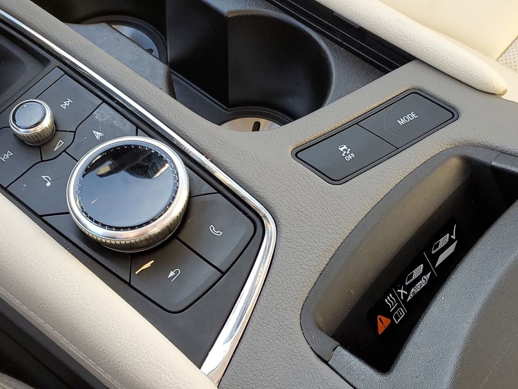 Used 2024 Cadillac XT5 Premium Luxury w/ LPO, Floor Liner Package image 22