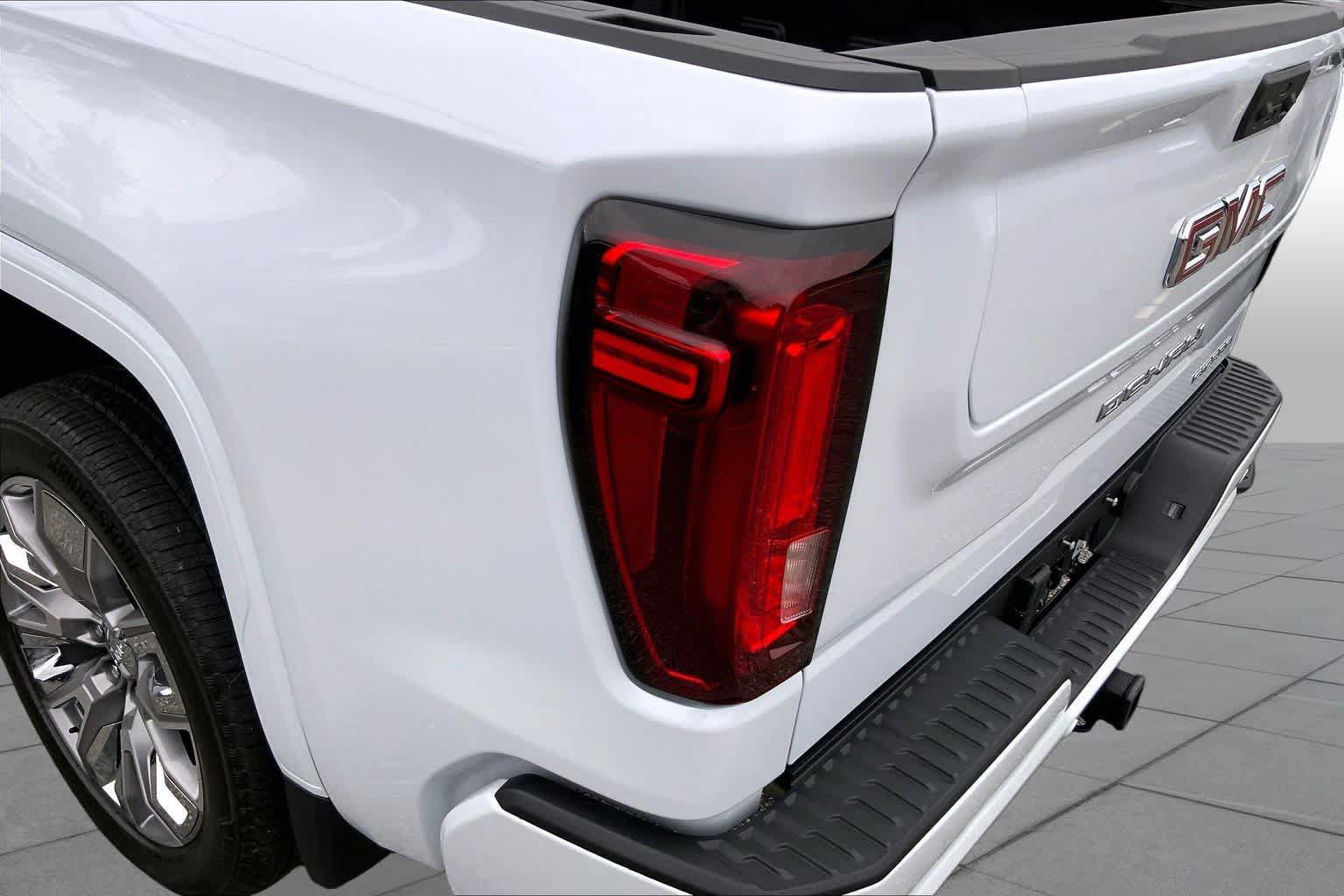 New 2026 GMC Sierra 1500 Denali AWD/4WD image 13