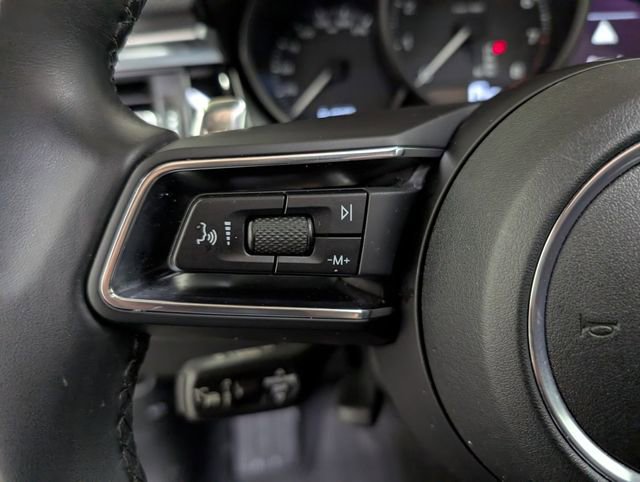 Used 2023 Porsche Macan w/ Premium Package Plus image 21