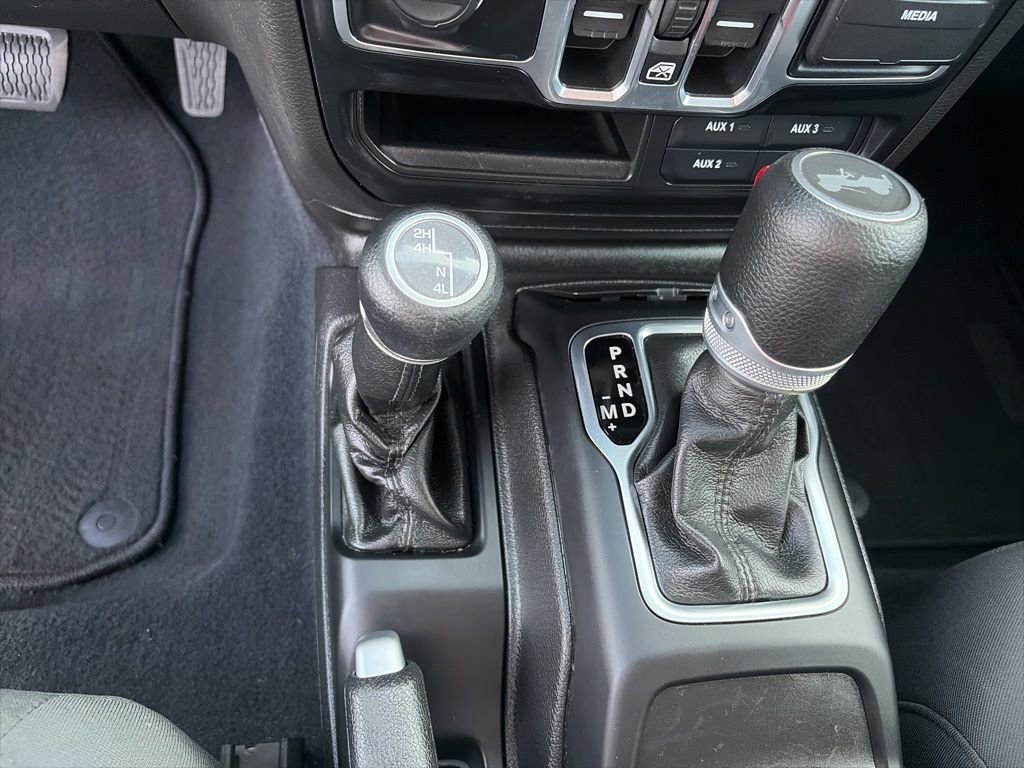 Used 2022 Jeep Wrangler Unlimited Sport AWD/4WD image 24