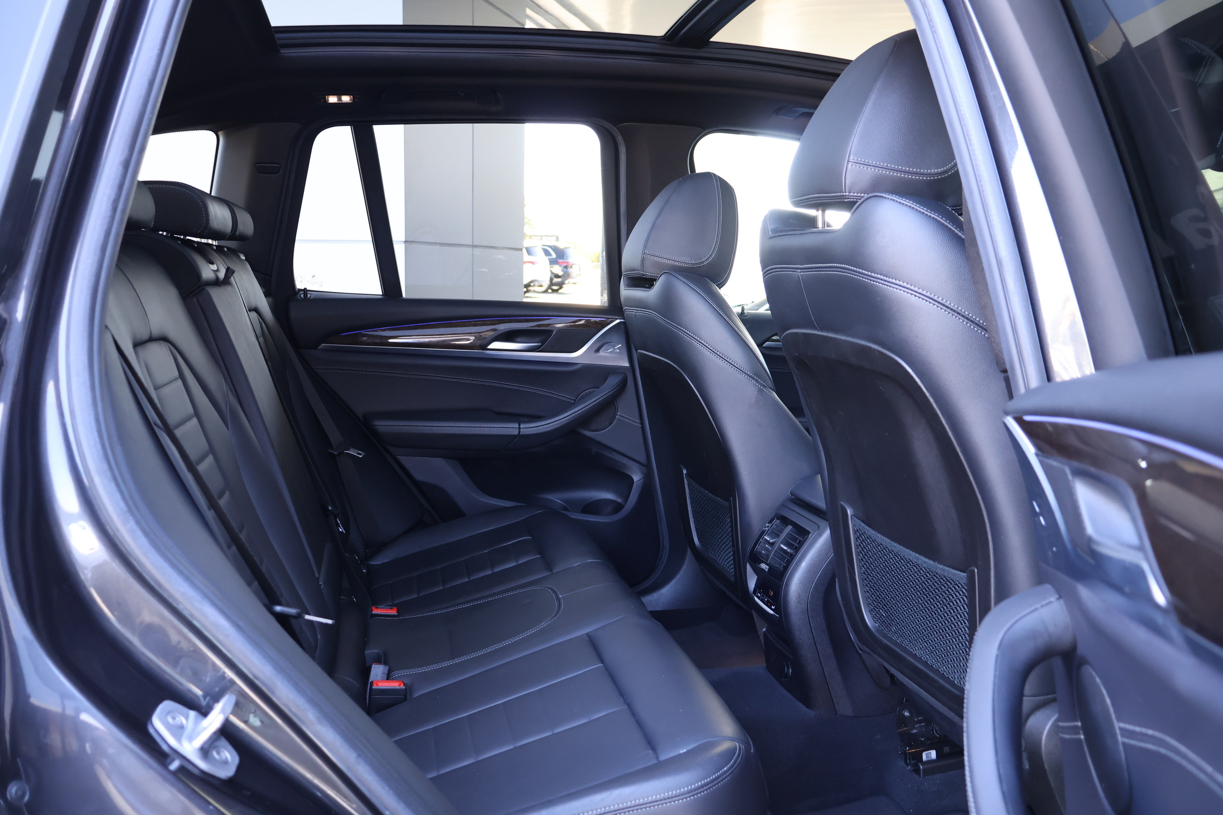 Used 2018 BMW X3 xDrive30i AWD/4WD image 28