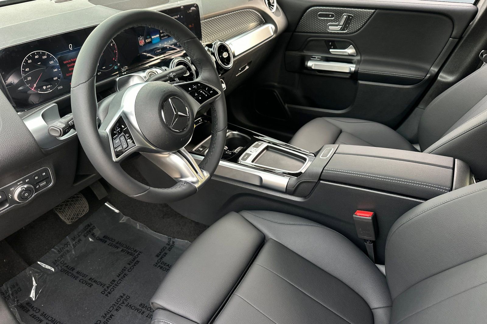 New 2026 Mercedes-Benz GLB 250 image 15