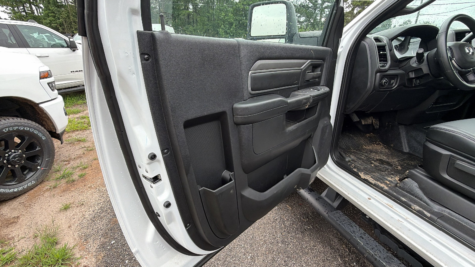 New 2025 RAM 5500 Tradesman RWD image 16