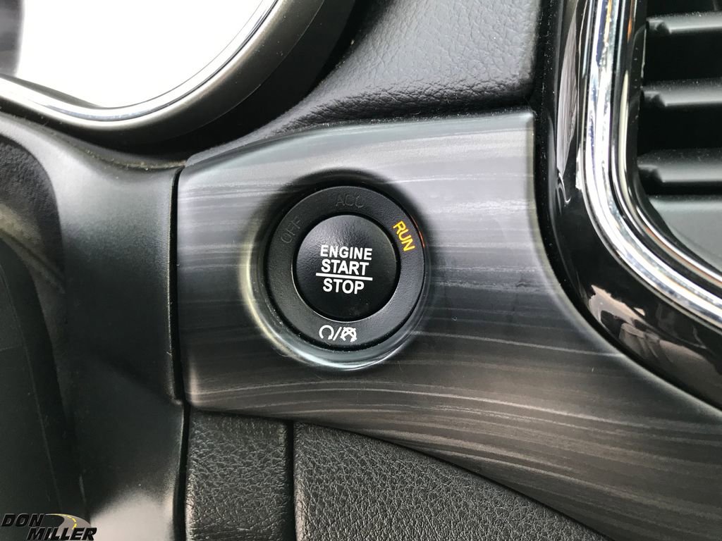 Certified 2021 Jeep Grand Cherokee Laredo X image 19