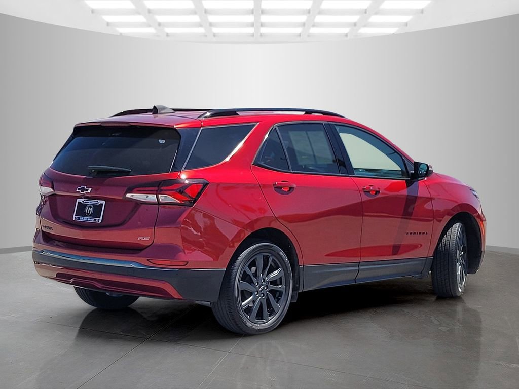 Used 2022 Chevrolet Equinox RS w/ RS Leather Package image 4