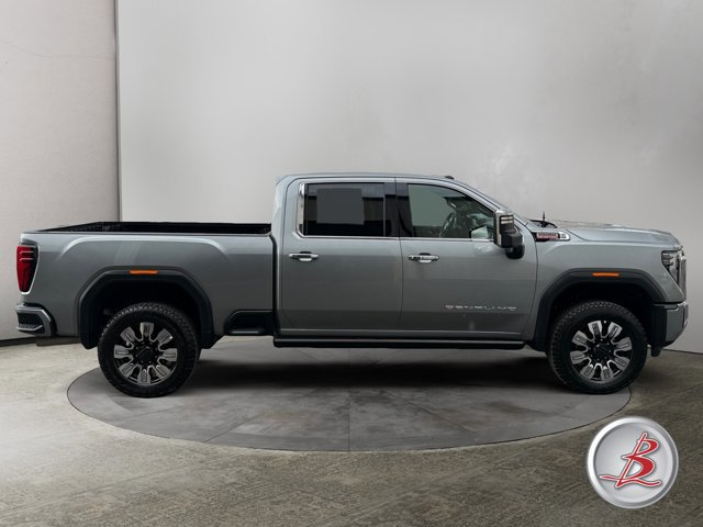 Used 2025 GMC Sierra 2500 Denali w/ Denali Reserve Package image 8