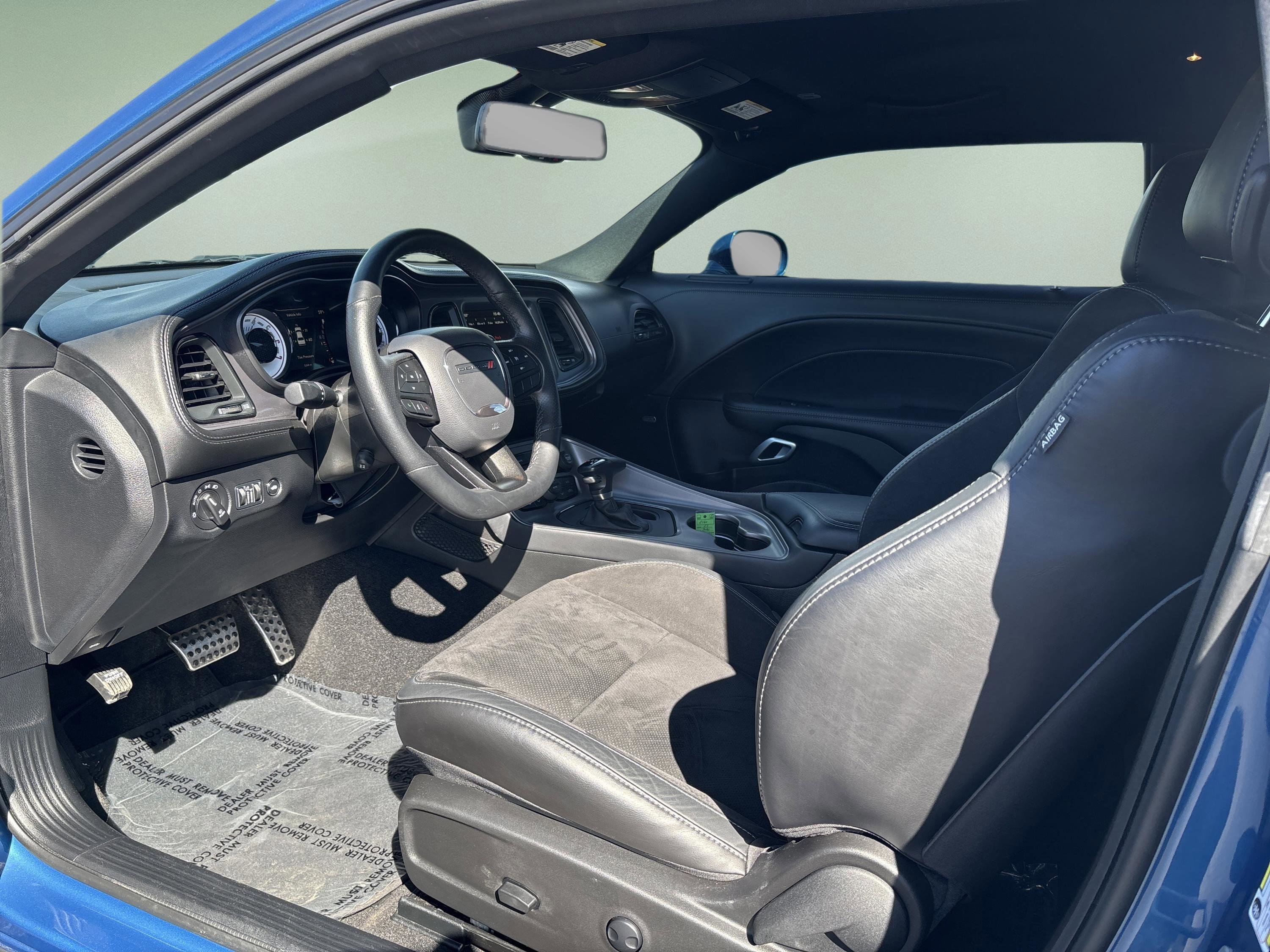 Used 2023 Dodge Challenger R/T w/ T/A Package image 11