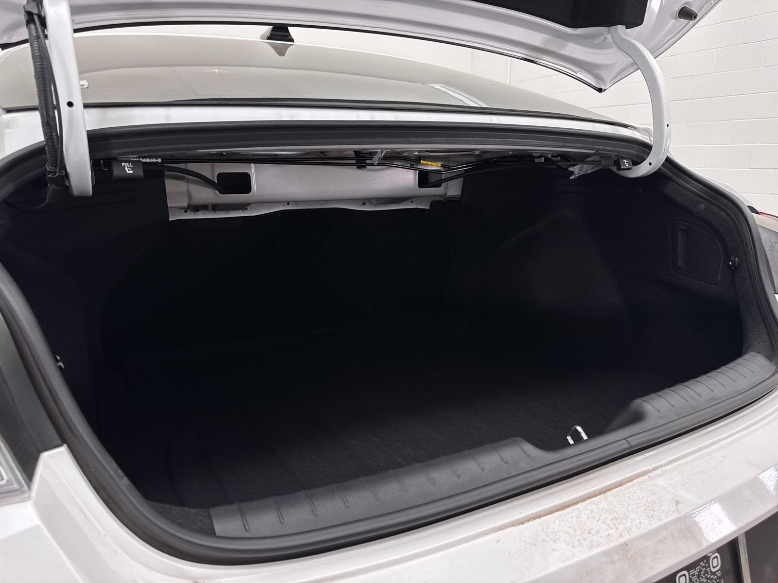 Used 2024 Hyundai Elantra SEL FWD image 27