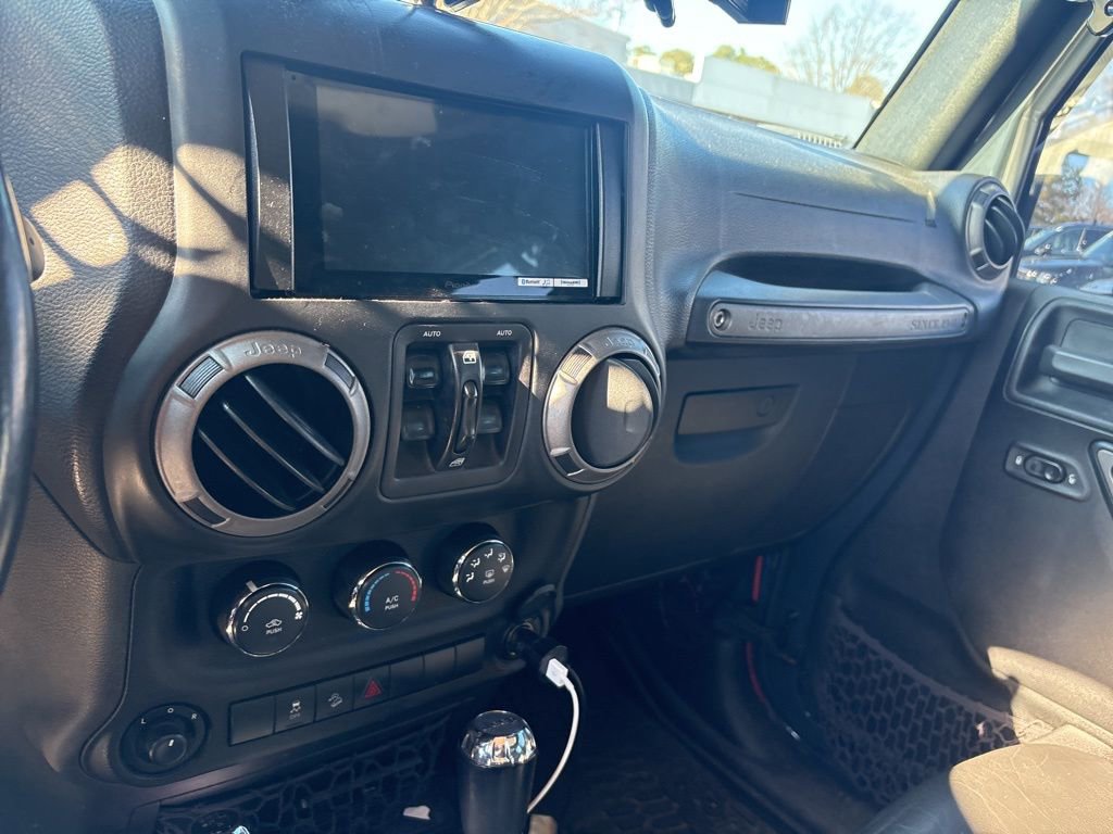 Used 2017 Jeep Wrangler Unlimited Sport w/ Quick Order Package 24S image 16