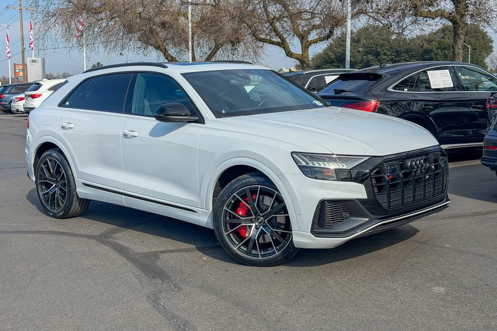 Used 2023 Audi SQ8 Prestige w/ Prestige Package image 3