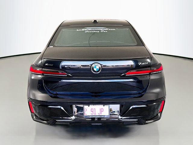 Used 2026 BMW 740i xDrive image 6