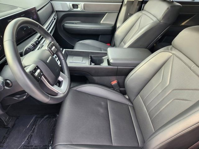 Used 2025 Hyundai Santa Fe SEL image 4