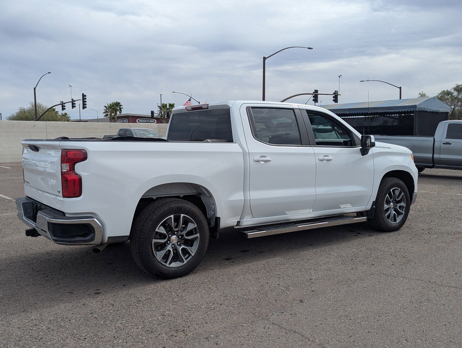 Certified 2022 Chevrolet Silverado 1500 LT image 4