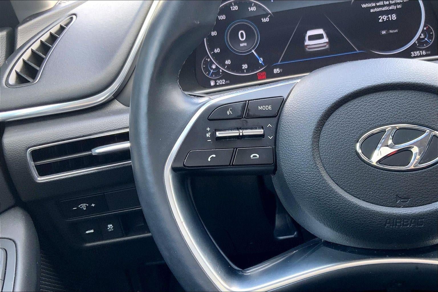Used 2020 Hyundai Sonata SEL w/ Premium + Sunroof Package FWD image 19
